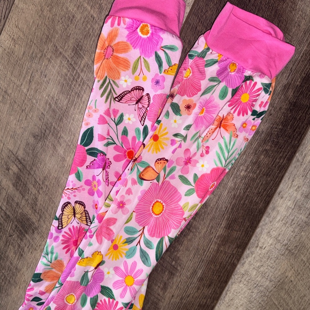 🦋🌼 Little Sleepies Pink Butterfly Blooms Women’s Small Cuffed Pajama Bottoms NWT - Picture 9 of 10